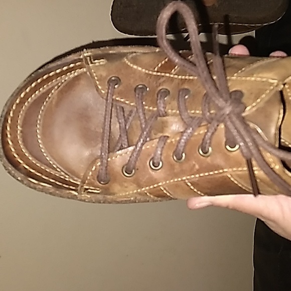 "Born" Leather Sneakers (Great shape!) - Picture 7 of 10